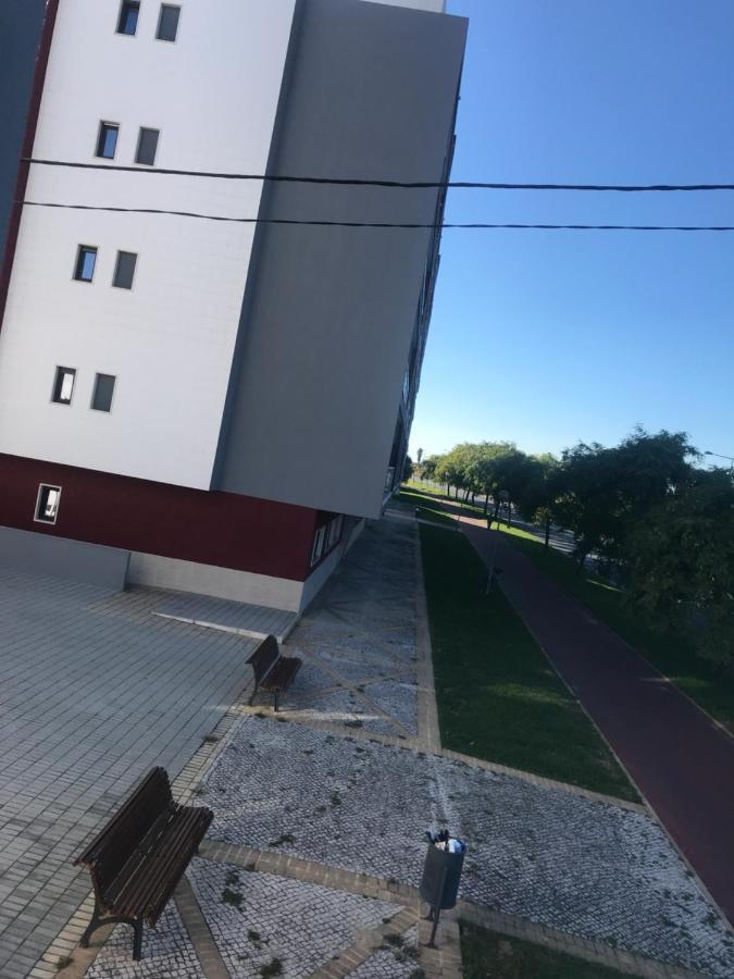 Modern Double Room With Private Balcony Montijo Exterior photo