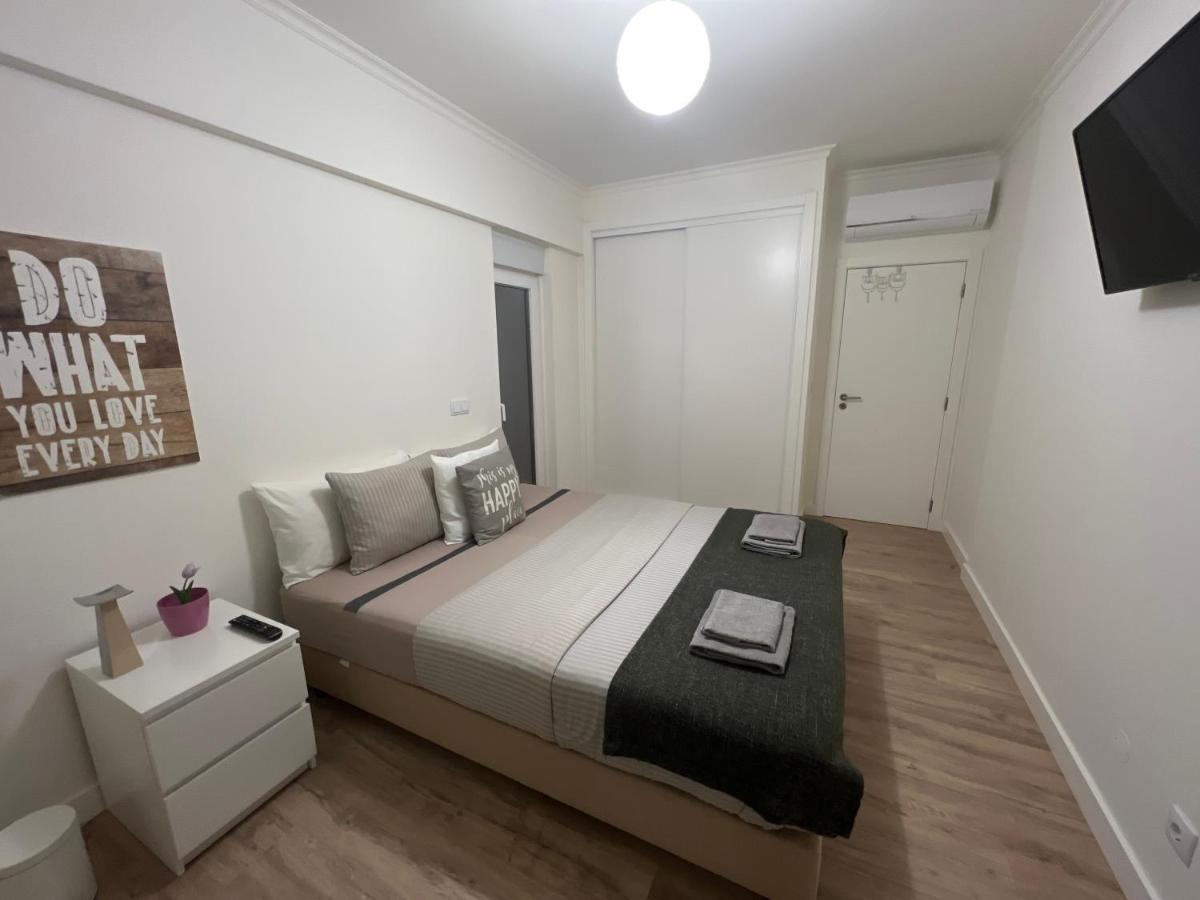 Modern Double Room With Private Balcony Montijo Exterior photo