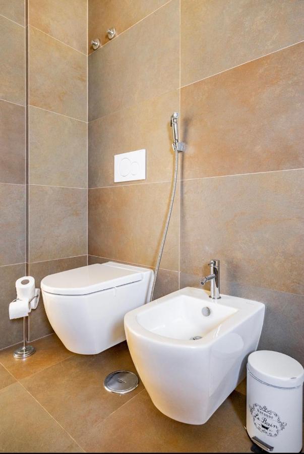 Modern Double Room With Private Balcony Montijo Exterior photo