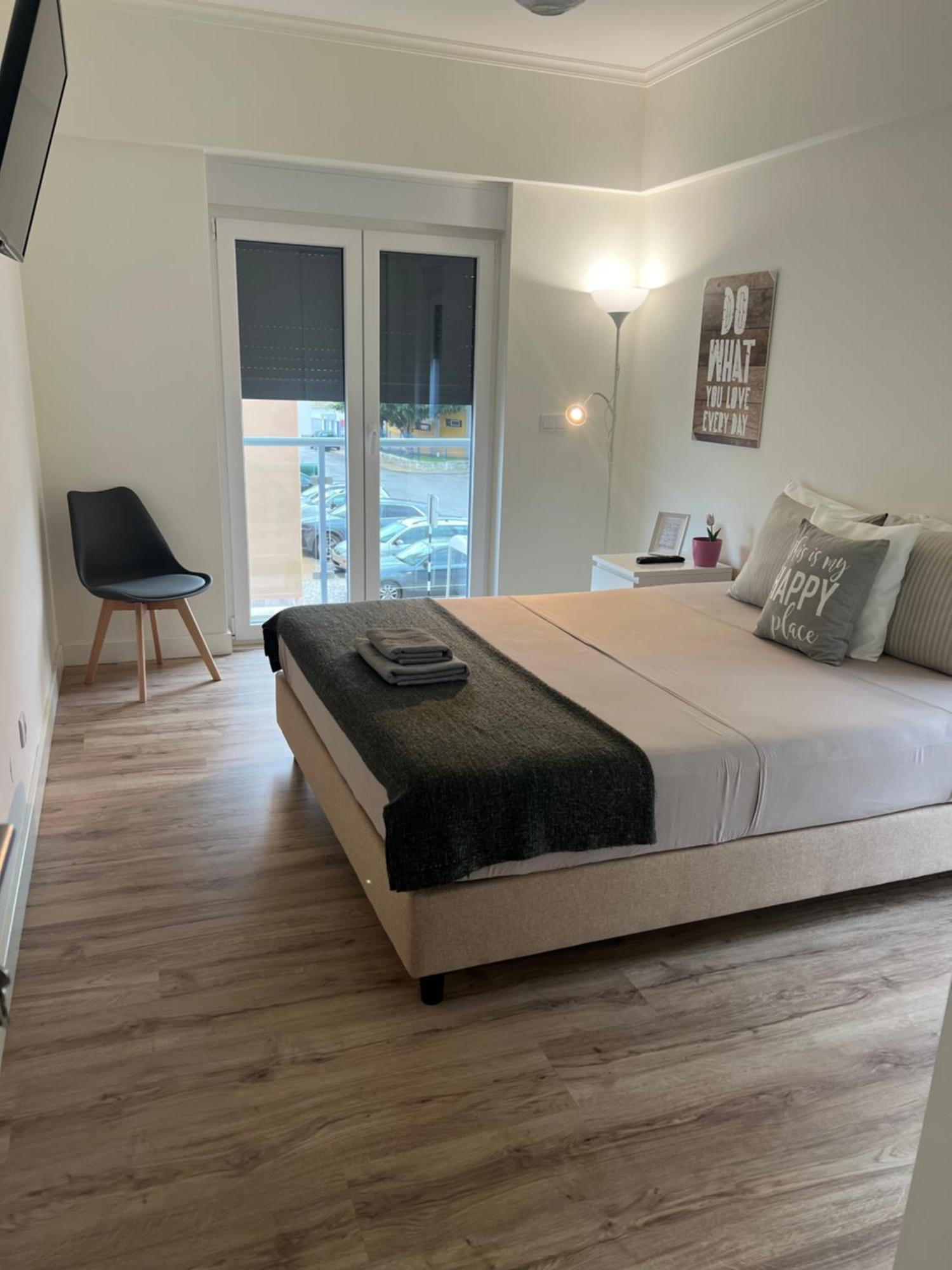 Modern Double Room With Private Balcony Montijo Exterior photo