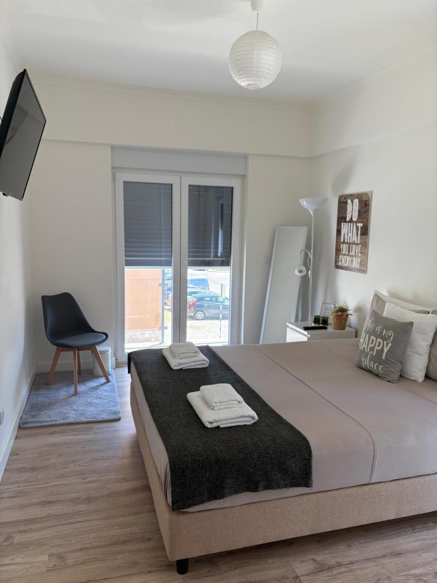 Modern Double Room With Private Balcony Montijo Exterior photo